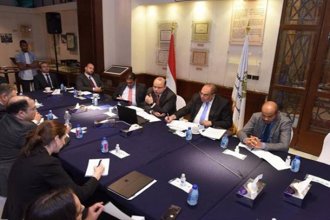 «البورصة» : تدشين منصة للمشروعات التي تخفض الانبعاثات الكربونية