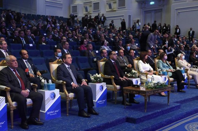 رئيس الوزراء يشارك فى فعاليات مؤتمر "مصر تستطيع بالصناعة" تحت رعاية رئيس الجمهورية