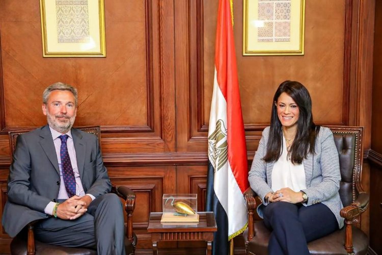 المشاط تبحث مع السفير الإيطالي مد الشريحة الثالثة من البرنامج المصري الإيطالي لمبادلة الديون