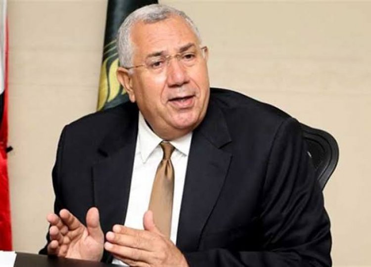 الزراعة: تشجيع المزارعين على الانضمام لمنظومة الزراعة التعاقدية في الذرة والفول الصويا وعباد الشمس