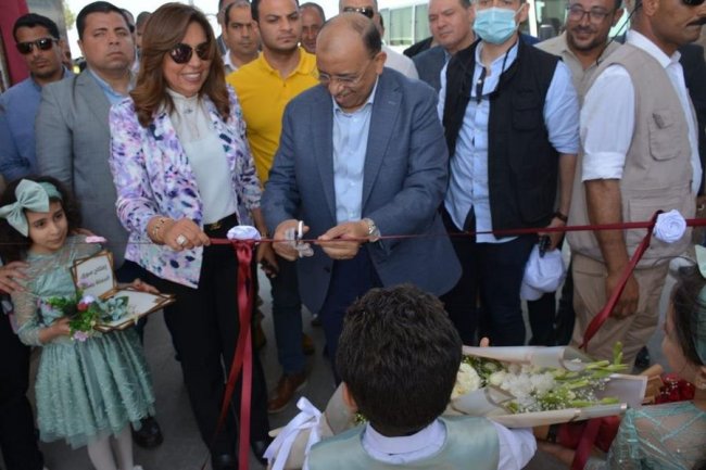 وزير التنمية المحلية ومحافظ دمياط يفتتحان سوق الجملة بشطا بعد تطويره بتكلفة 7  ملايين جنيه