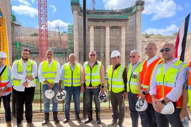 وزير الإسكان فى تنزانيا لمتابعة سير العمل بمشروع سد ومحطة "جوليوس نيريرى" الكهرومائية