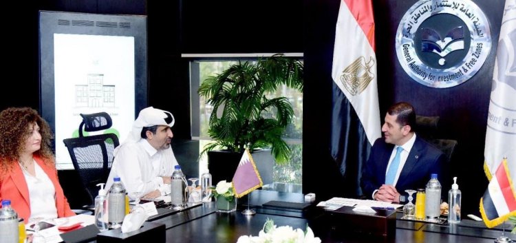 رئيس هيئة الاستثمار يستقبل المدير التنفيذي لـ "غرفة تجارة وصناعة قطر" ووفدا من كبري الشركات القطرية
