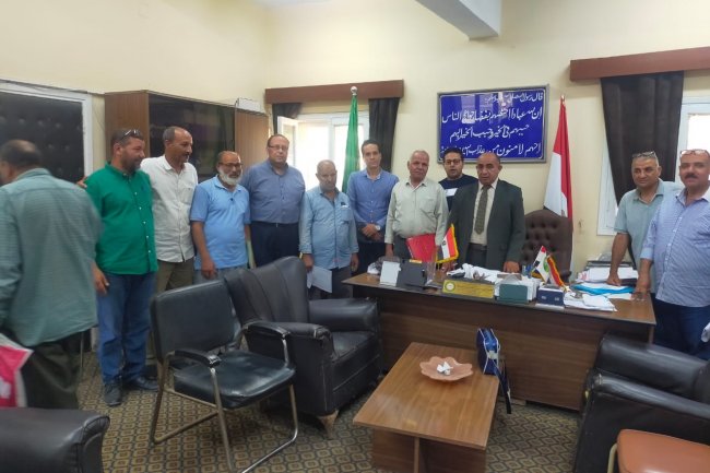 محافظ المنيا يفتح تحقيقا في عدم صرف الأسمدة للمزارعين 