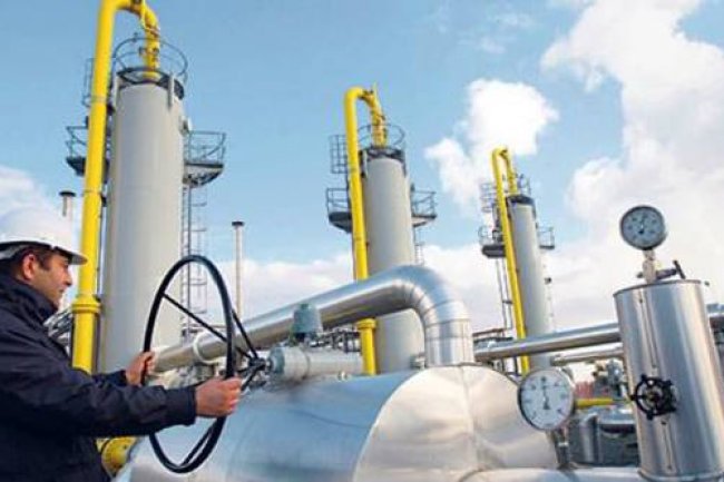  الحكومة تجيب على السؤال الصعب..فلوس البترول راحت فين؟