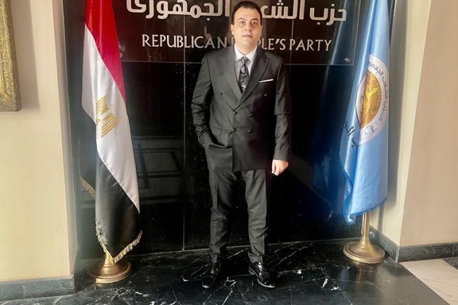 "عبد المطلب": يهنئ الشعب المصري بانتصارات اكتوبر المجيدة 
