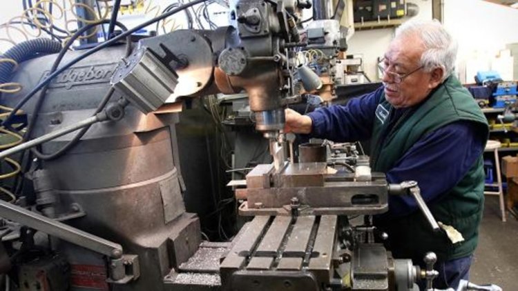 شعبة المستوردين : قرارات المركزي ستكون سببًا فى سهولة تدفق المواد الخام إلى المصانع