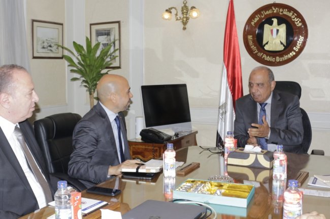 وزير قطاع الأعمال : نستهدف رفع كفاءة استخدام الطاقة في المصانع خاصة كثيفة الاستهلاك