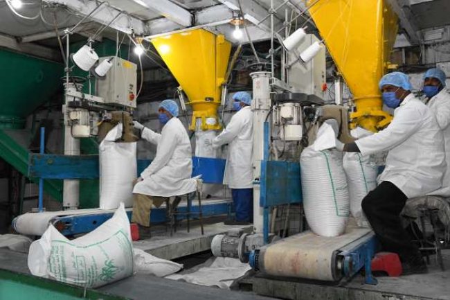 "الدلتا للسكر" توقع بروتوكول تعاون مع الكلية البريطانية التطبيقية بالإمارات