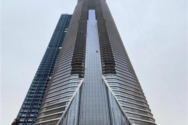 حقيقة بيع وحدات البرج الأيقوني فى العاصمة الإدارية بـ200 ألف جنيه للمتر