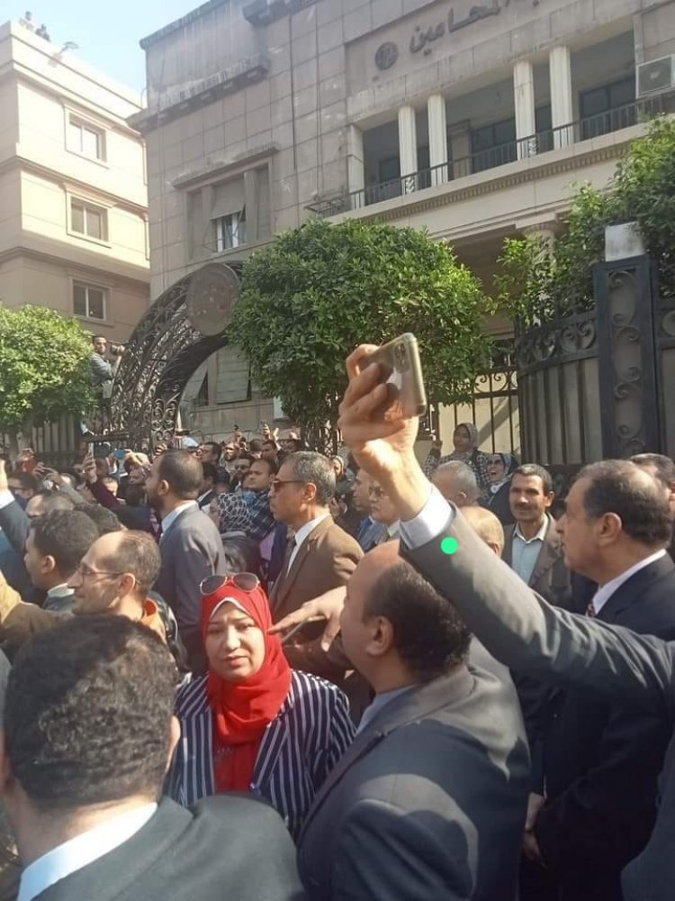 الضرائب تتحدى المحامين : لا استثناءات لأي ممول ملزم بالانضمام لمنظومة الفاتورة الإلكترونية  