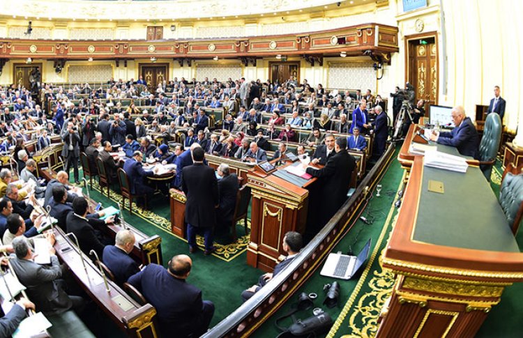 مجلس النواب يتتدخل لحل أزمة صاحب واقعة كشري التحرير
