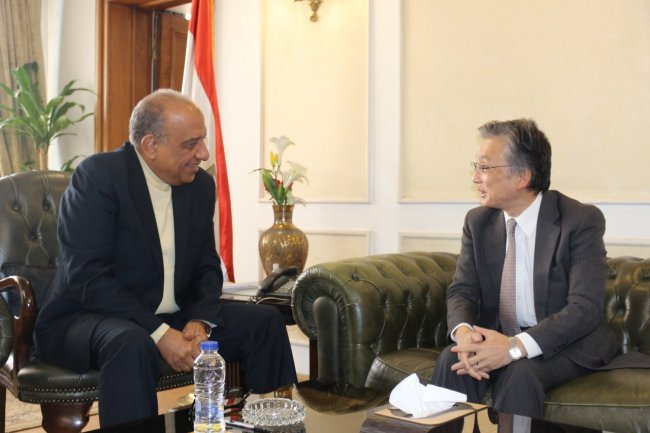 وزير قطاع الأعمال  يبحث مع سفير اليابان تعزيز فرص الشراكة والتعاون الاقتصادي