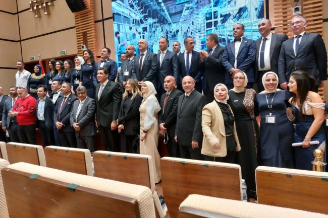  بالصناعة والتصدير .. ‎400 مستثمر يستعرضون فرص الاستثمار المشترك في السوق المصرية