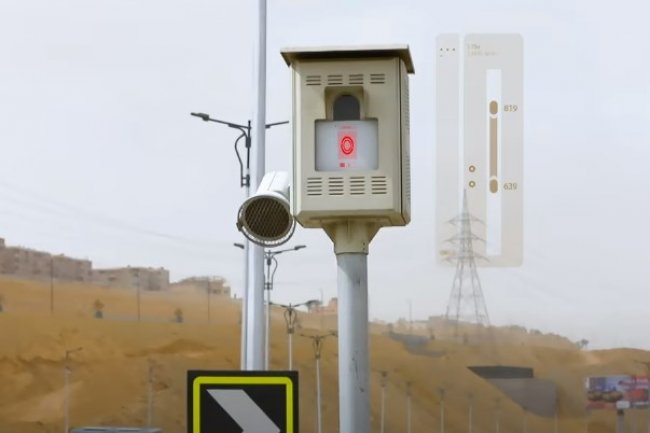  بالصور .. رادارات حديثة تدخل الخدمة  لعودة الانضباط  للطرق  