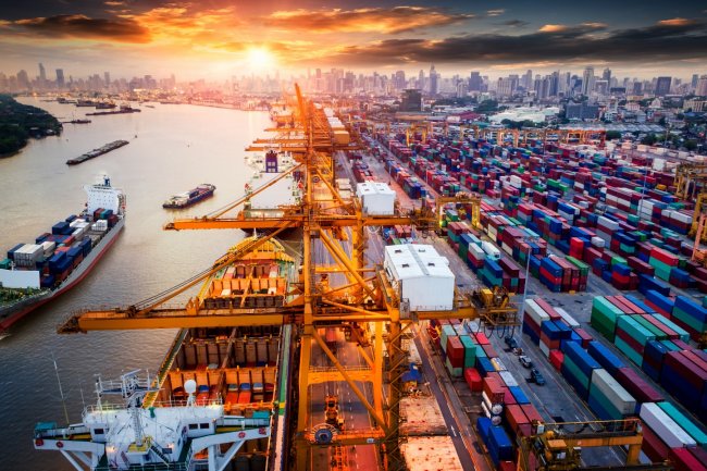 وزير النقل : حوافز لتشجيع التحالفات الملاحية العالمية على الاستثمار في الموانئ المصرية