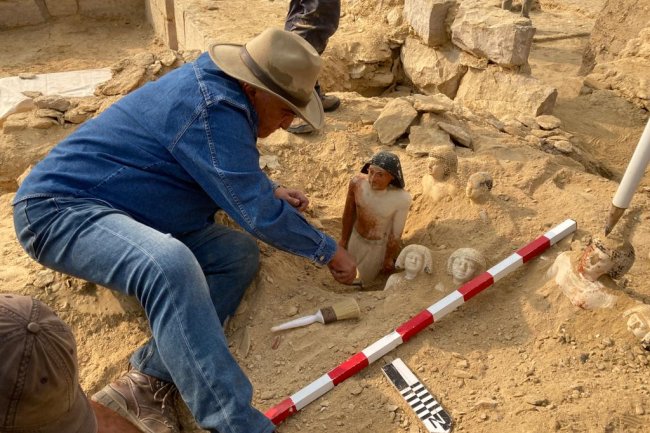 بالصور .. العثور على مقبرة «ميسي» بسقارة 