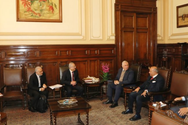 «الزراعة» و«التموين» تبحثان توسعة نشاط البورصة المصرية للسلع