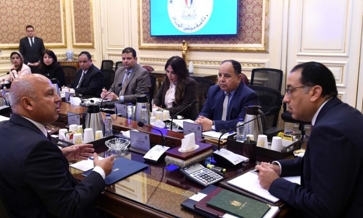 الحكومة توافق على إعادة تخطيط 9 مناطق بالقاهرة