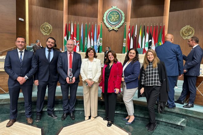 تكريم شركة "بيتي" وحصولها على إحدى جوائز " رواد الاستدامة في المنطقة العربية" لجهودها في دمج الممارسات المستدامة للحفاظ على البيئةو،. 