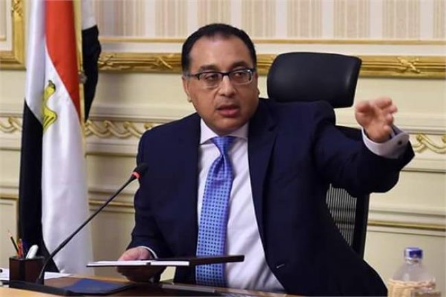 مدبولي  لـ«المواطنين» : كافة السلع متوفرة