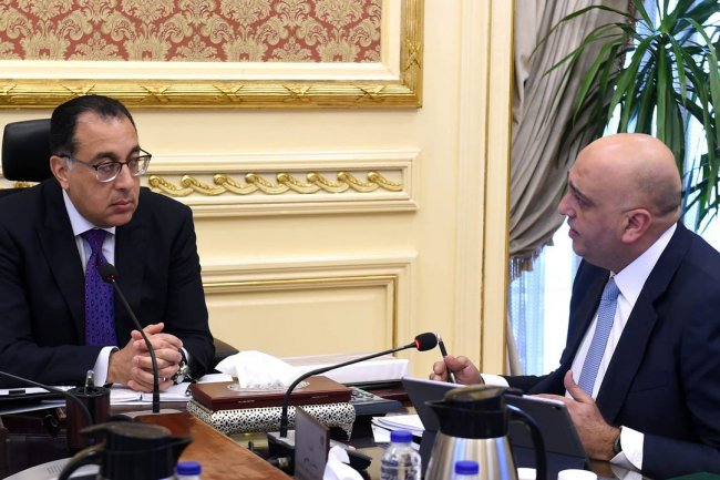  حوافز غير مسبوقة..  تيسيرات جديدة بقانون تنمية المشروعات المتوسطة والصغيرة