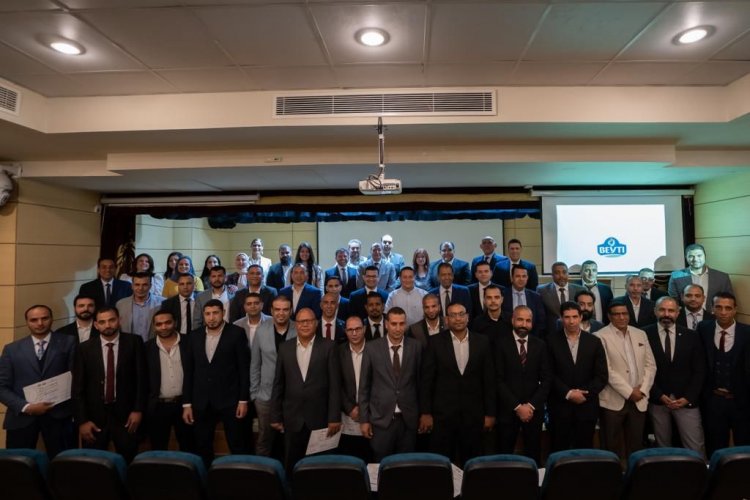 "بيتي" تحتفل بتخريج 155 متدرباً في إطار التعاون مع الأكاديمية العربية للعلوم والتكنولوجيا والنقل البحري