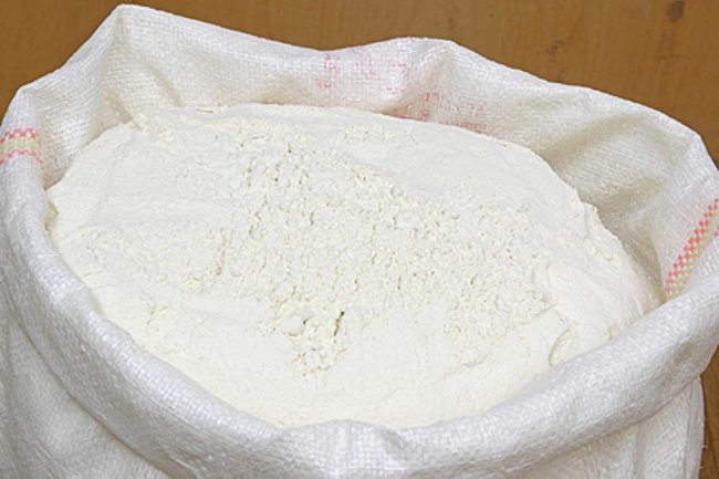 استقرار أسعار الدقيق وطن الردة يسجل  11,400 جنيه