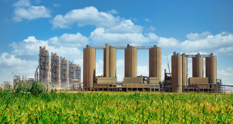 في يوم البيئة العالمي..تعرف علي جهود"لافارج مصر“  لتحقيق الاستدامة البيئية في صناعة مواد البناء