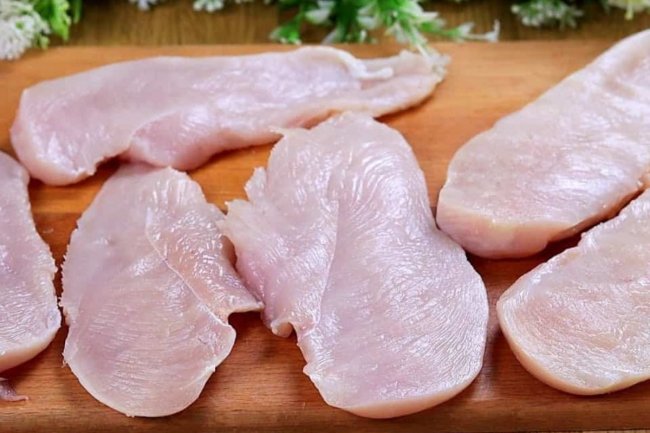 بورصة الدواجن .. 61 جنيها لكيلو الأبيض و175 جنيها للبانية 