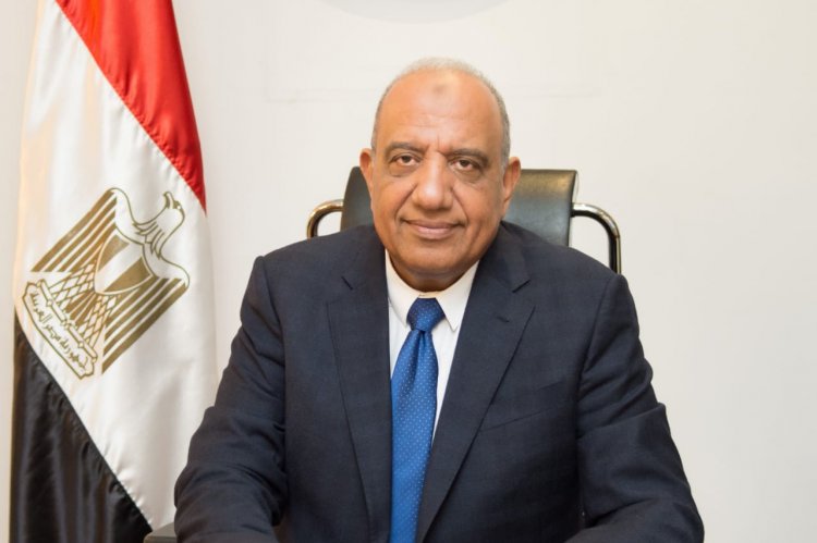 وزير قطاع الأعمال العام يبحث مؤشرات أداء القابضة للتشييد والتعمير ويراجع تنفيذ المشروعات