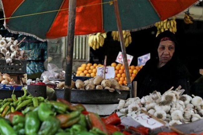 أسعار الخضروات والفاكهة.. تراجع الطماطم والبصل وارتفاع البامية