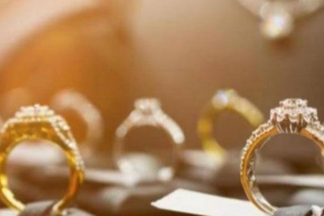 أسعار الذهب تتراجع بمقدار 10 جنيهات 