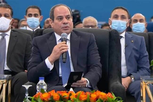 السيسي : عن 5 آلاف شركة مصرية شاركت فى مشروعات تطوير البنية التحتية