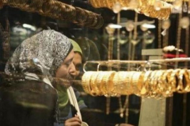 قفزة كبيرة فى  أسعار الذهب بحلول تعاملات منتصف اليوم 
