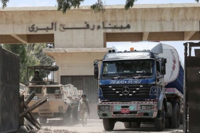 مصر : معبر رفح الحدودي مع غزة مفتوح للعمل ولم يتم إغلاقه  