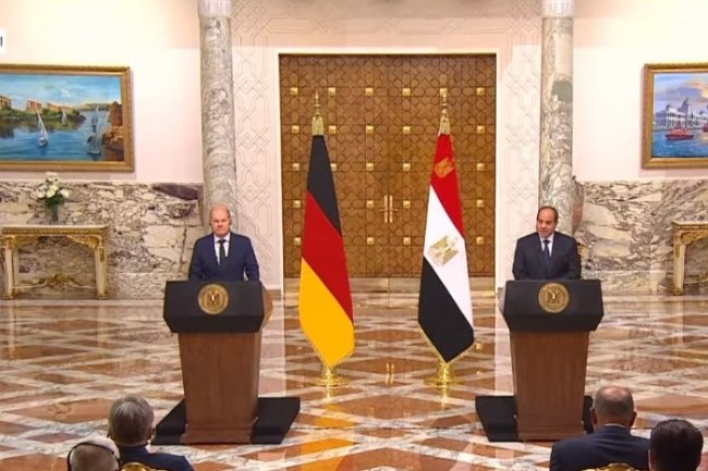 لماذا لا يتم نقلهم إلى النقب بإسرائيل ..السيسي يرفض بشدة فكرة تهجير الفلسطينيين إلى سيناء 