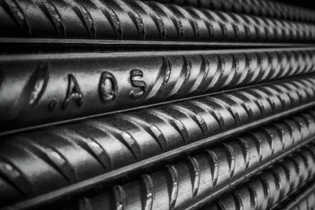 1177 جنيها تراجعا فى سعر طن حديد عز