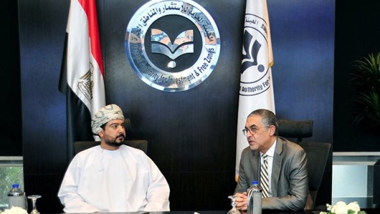 رئيس الهيئة العامة للاستثمار يلتقى بوفد عمانى رفيع المستوى  