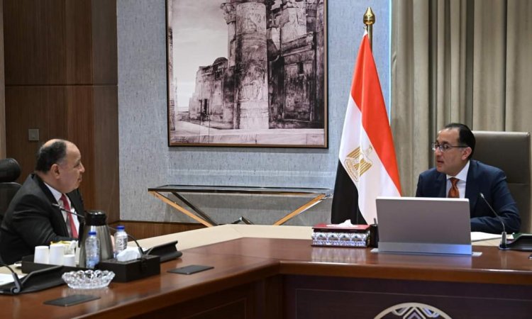 الاولوية للمنتجات الغذائيه..مدبولى: توجيهات رئاسية بالإفراج الفوري عن البضائع من الموانئ